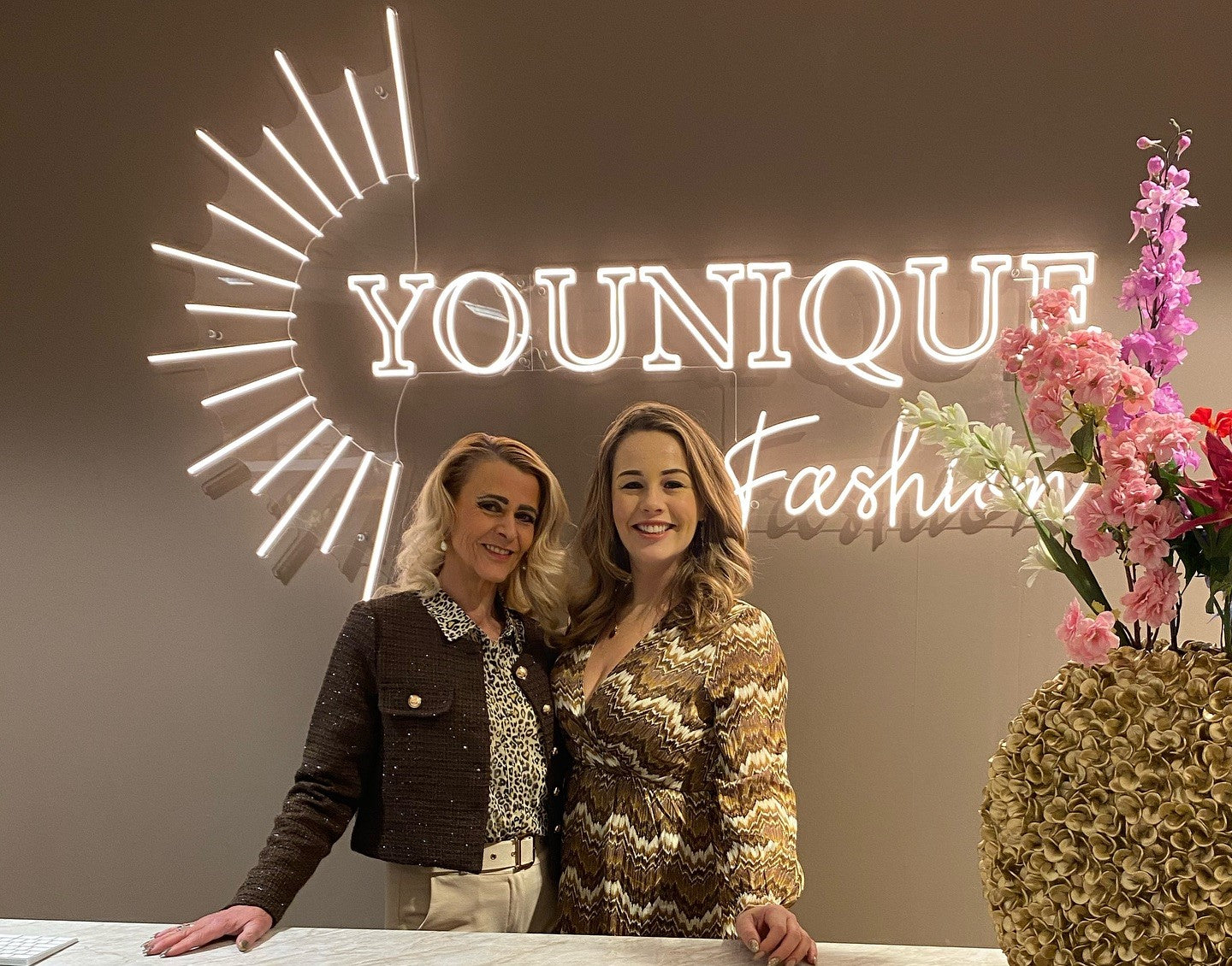 Younique kleding voor moeder en dochter!
– Younique Fashion